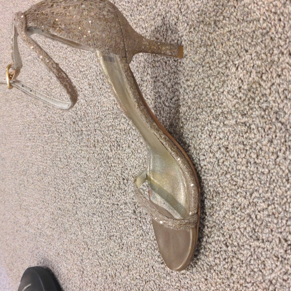 Stuart Weitzman quartz sugarlace naked sandal